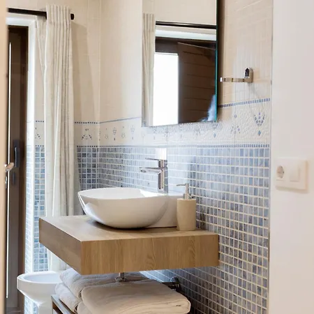 Apartamentos El Patio Plaza De Santa Clara - Con Vistas En El Casco Historico Daire