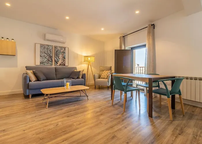 Con Vistas En El Casco Historico - El Patio Appartement Caces